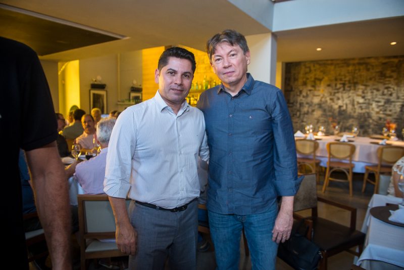 celebração - Ricardo Cavalcante e Edgar Gadelha comemoram aniversário no L’ô