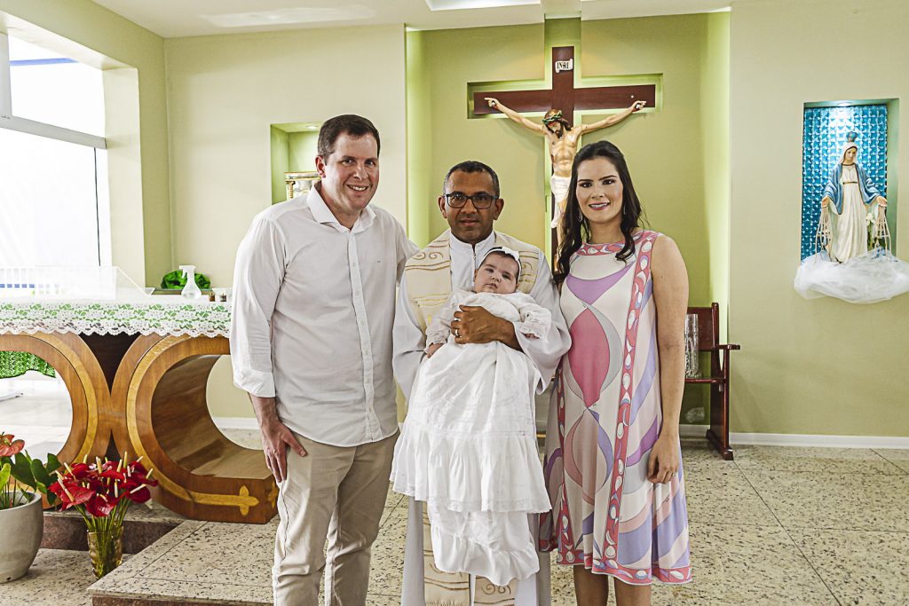 Rodrigo Carneiro, Padre, Victoria Quintao Carneiro E Camile Quintao Carneiro