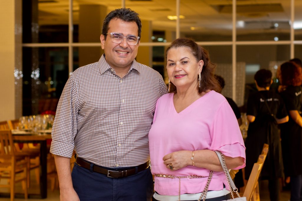 Rodrigo Rêgo E Ana Batista