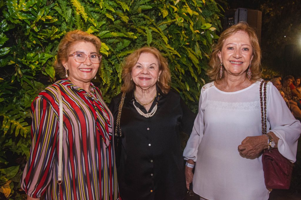 
				Salete Araújo, Bebel Gentil e Tânia Teixeira
				