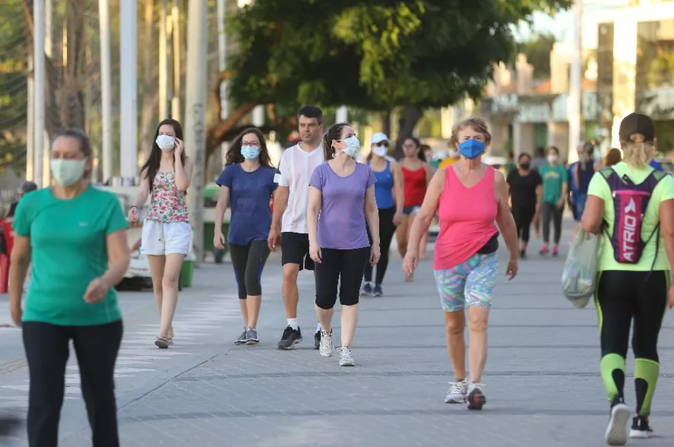 Consórcio Nordeste volta a recomendar uso obrigatório de máscaras e pede reforço na vacinação contra Covid