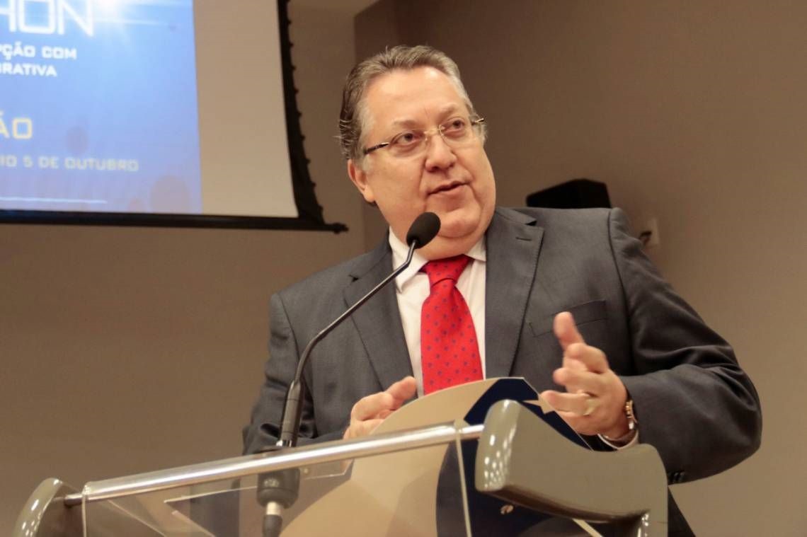 Valdomiro Távora é eleito presidente da Comissão de Jurisprudência do TCE Ceará para o biênio 2024-2025