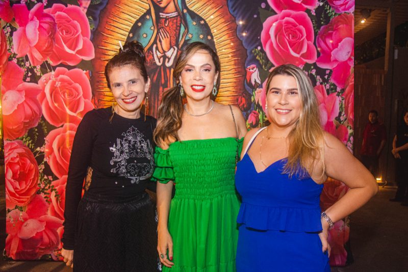 Viva as cores - CasaCor Ceará é palco do desfile da nova coleção de Simone Bellin