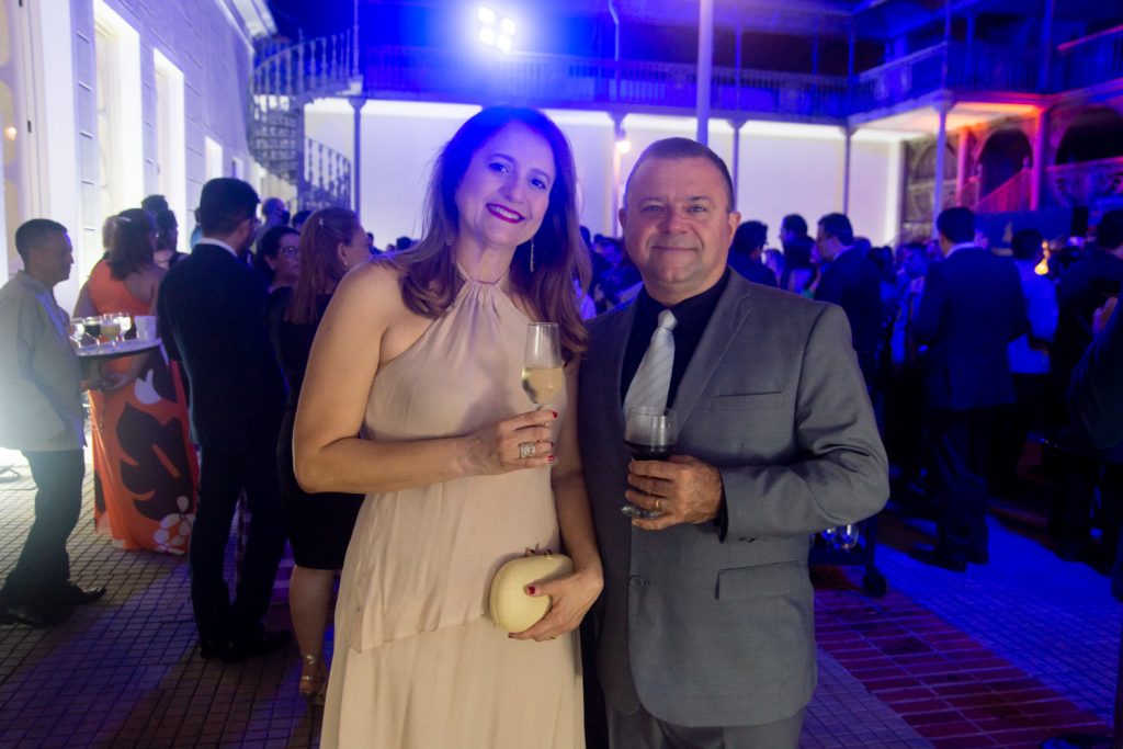 Veridiana Sales E Lúcio Granjeiro