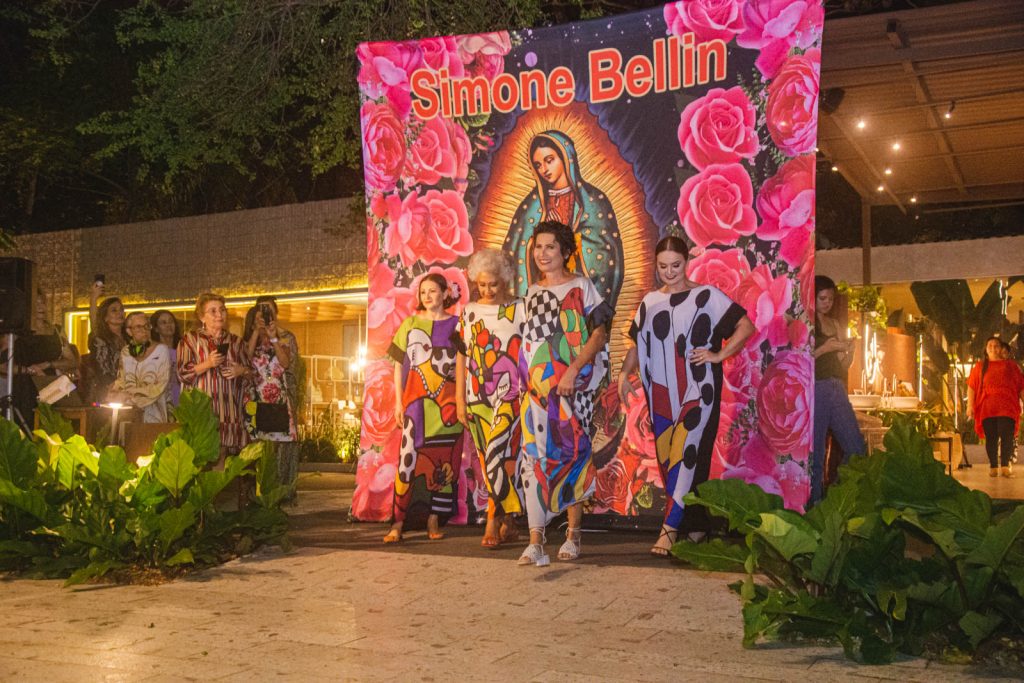 
				Viva ss Cores de Simone Bellin 
				