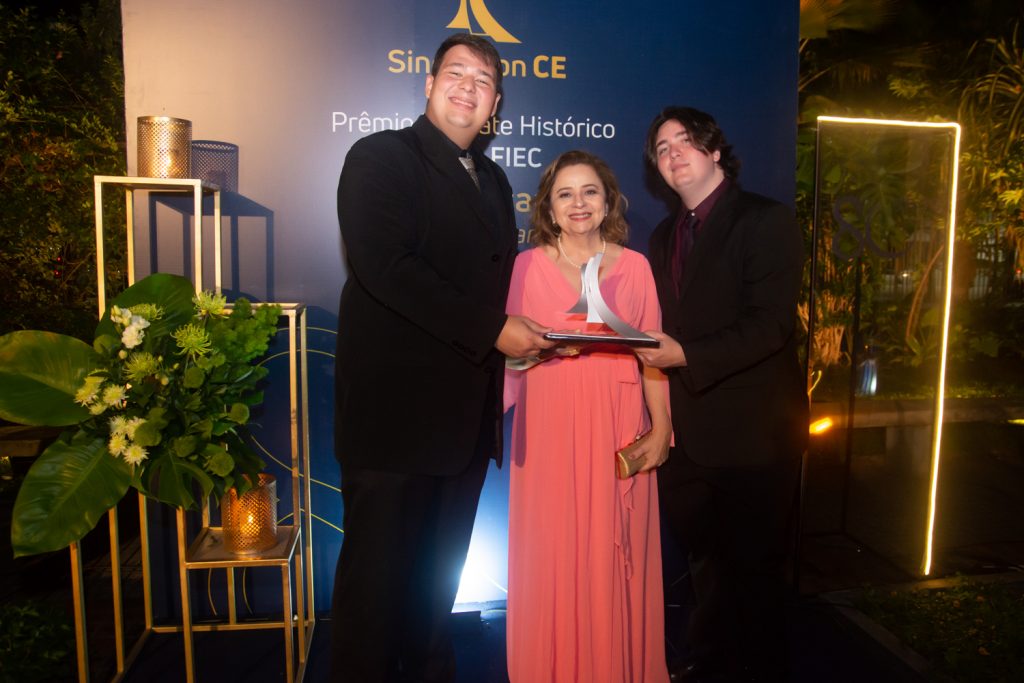 Yuri, Elcyana E Pedro Bezerra