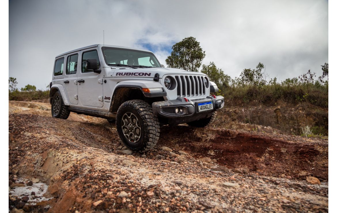 Jeep Wrangler chega com linha 2023 ao mercado Jeep Wrangler chega com linha 2023 ao mercado