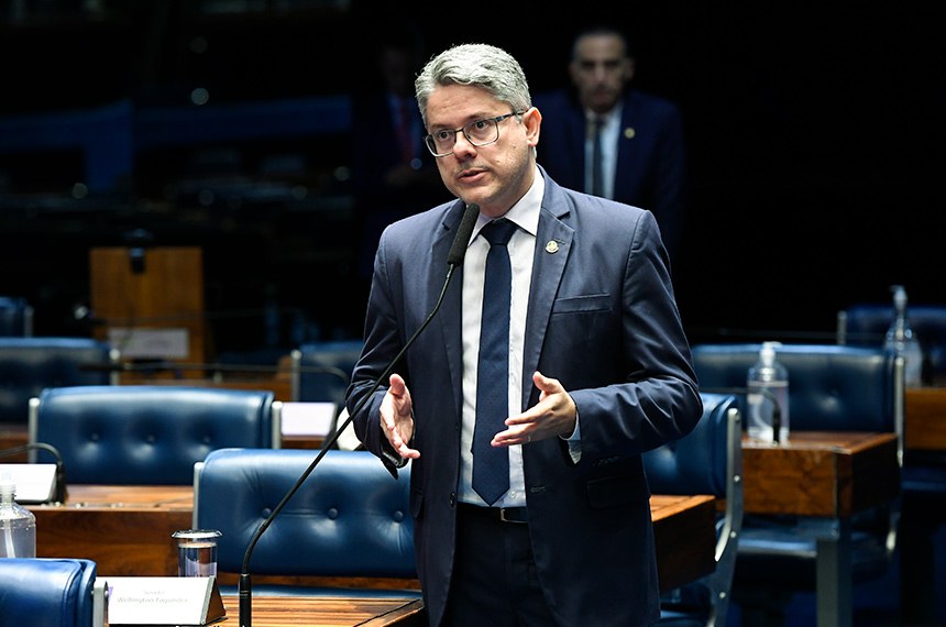 CMA aprova projeto que criminaliza desmatamento sem autorização CMA aprova projeto que criminaliza desmatamento sem autorização