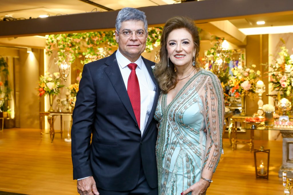 Aluizio E Cinira Cruz