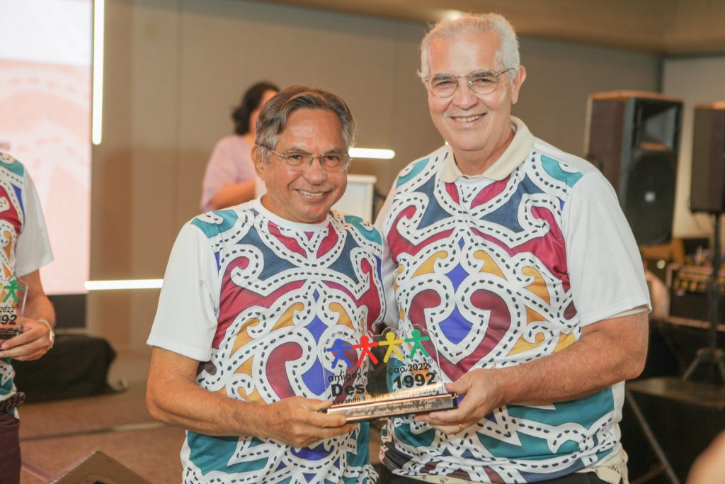 Amigos Em Ação (43)