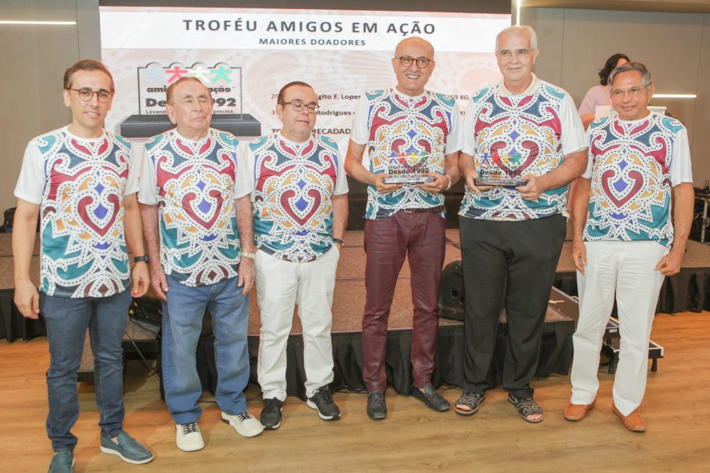 Amigos Em Ação (45)