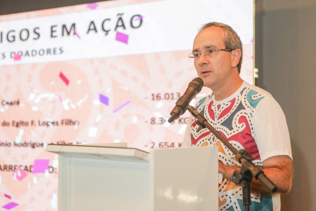 Amigos Em Ação (60)