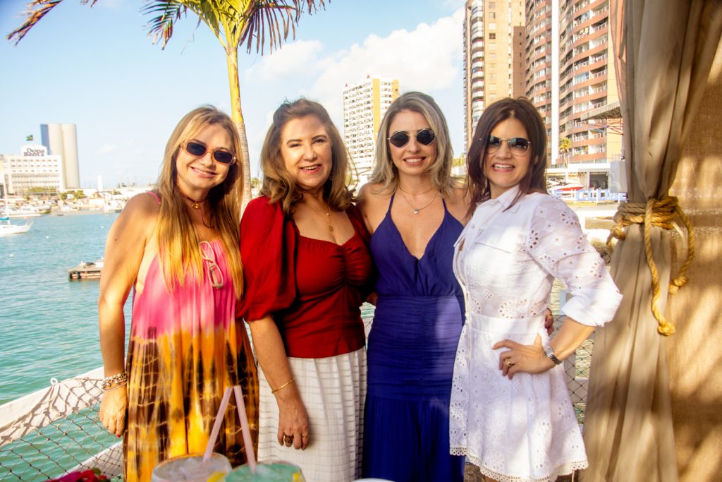 Ana Cristina Camelo, Jória Araripe, Danielle Peixoto E Ticiana Brígido