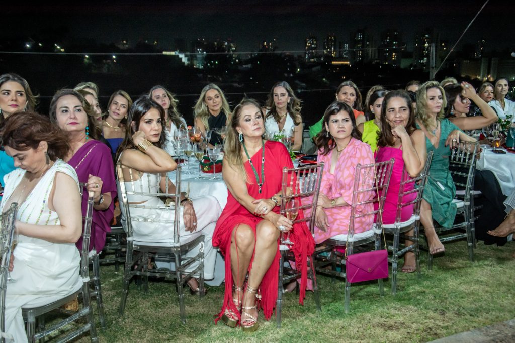 Ana Cristina Camelo Recebe Para O Natal Do Abraço (10)