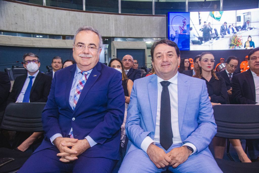 Assis Cavalcante E Benigno Junior