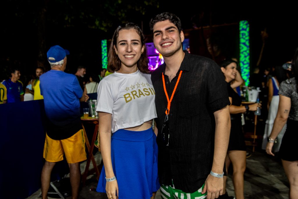 Beatriz Feitosa E Mathues Baquit