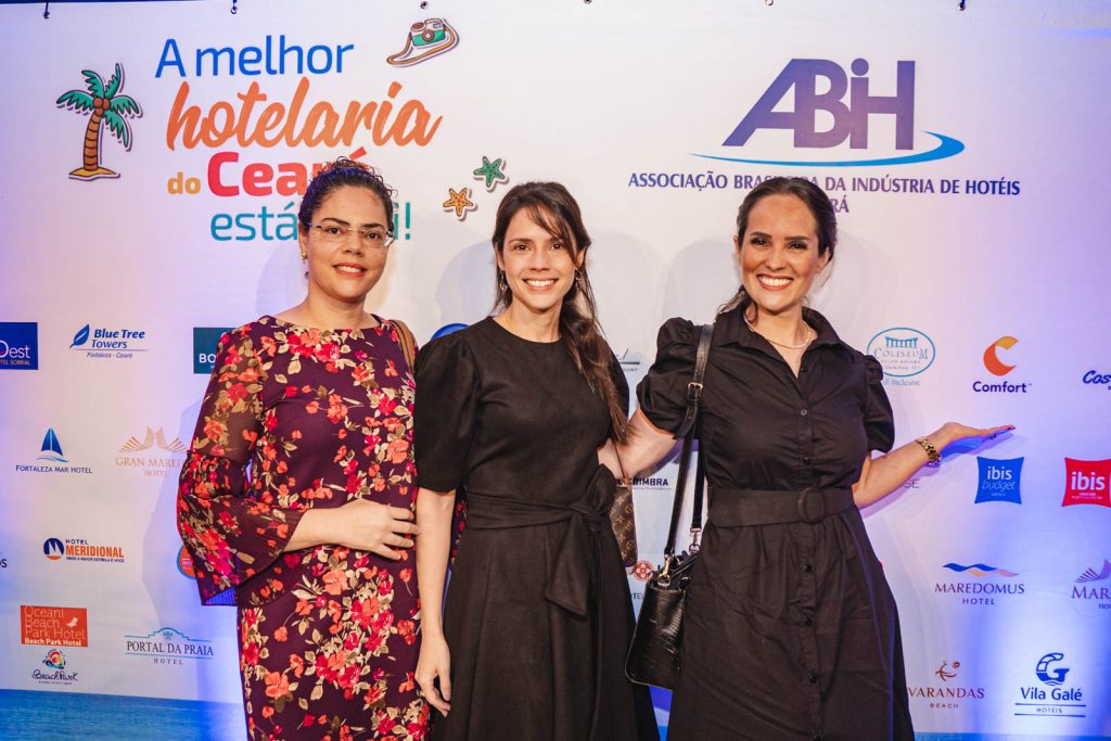 Beatriz Leite E Iris Leite E Talita Leite