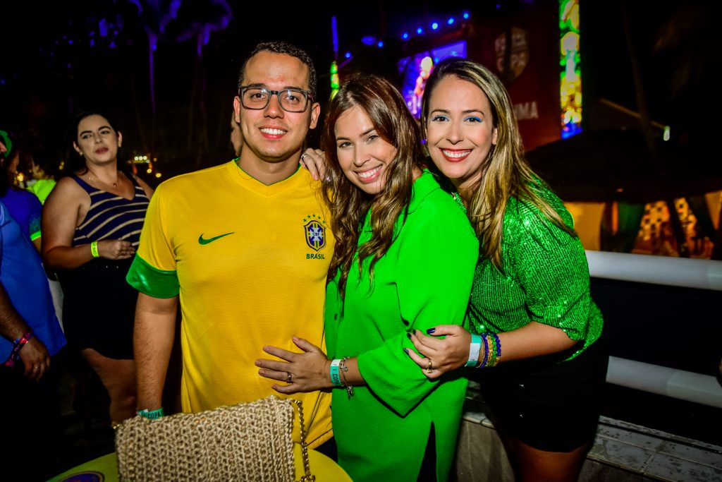 Bruno Mendes, Clara Castro E Amanda Cortez