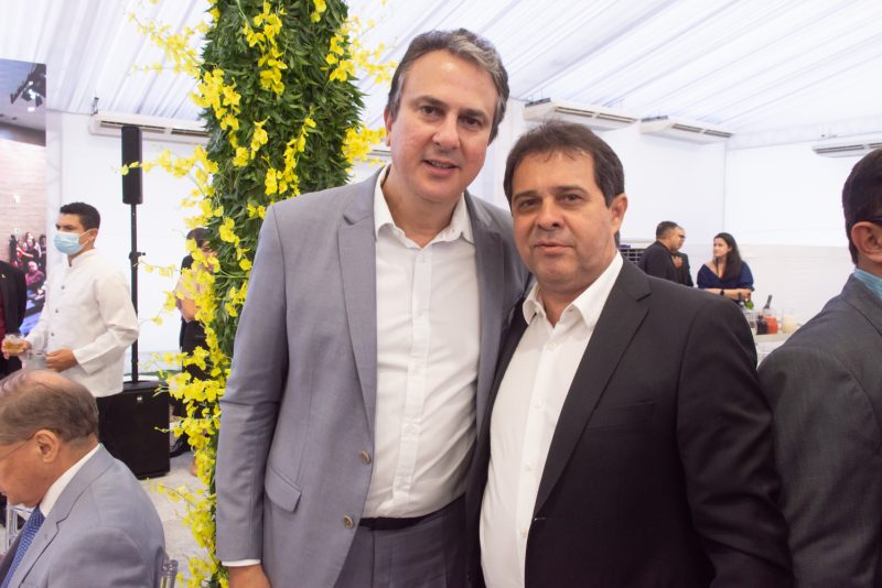 FIEC - Ricardo Cavalcante recebe governadora Izolda Cela em tradicional almoço na Casa da Indústria