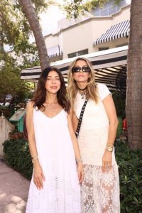 Carol Bassi E Valentina Ferrer Almoço Carol Bassi Em Miami Crédito Higor Blanco