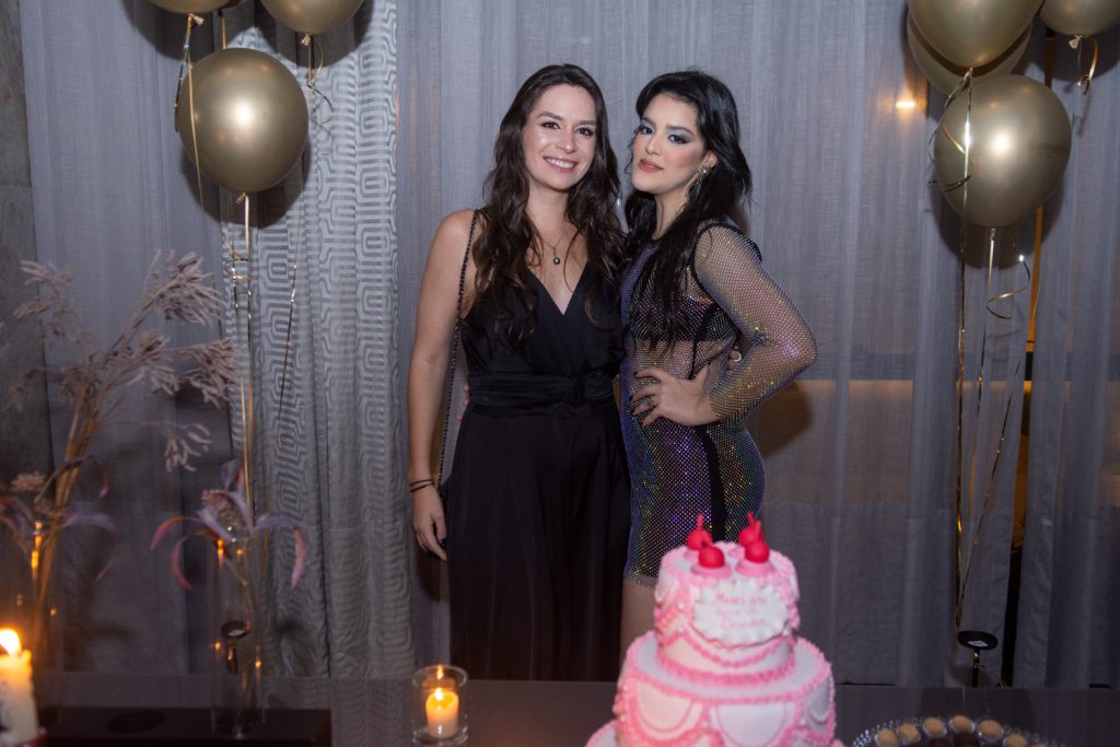 Carolina Albuquerque E Maria Fernanda Karbage (2)