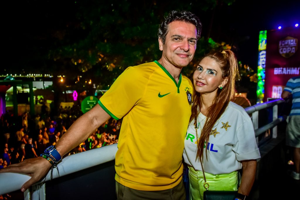 Claudio E Wayne Moreira