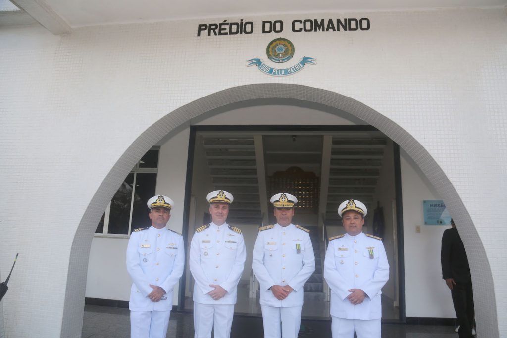 Comandante Daniel Rocha, Comandante Valença, Comandante Marcos Sampaio Olsen E Vice Almirante André