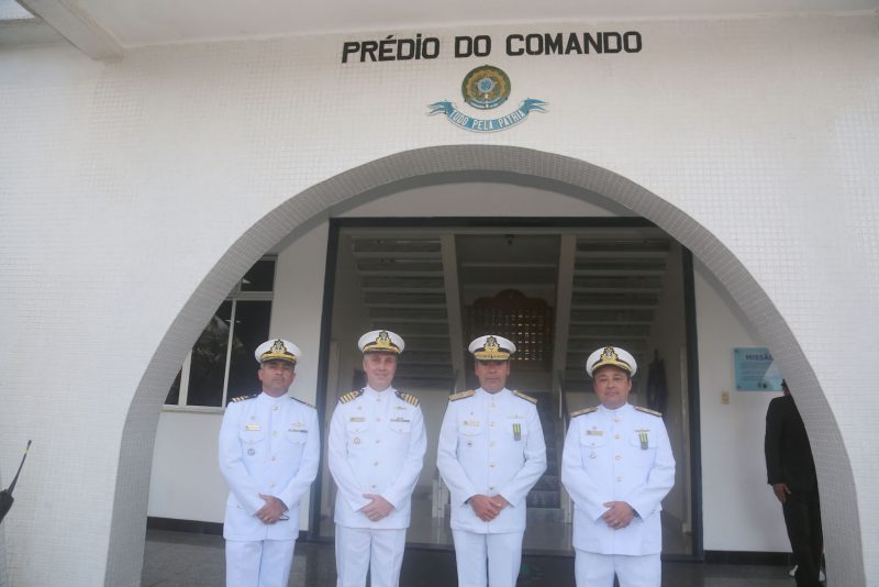 Marinha do Brasil - Almirante de esquadra Marcos Sampaio Olsen realiza solenidade em comemoração ao Dia do Marinheiro