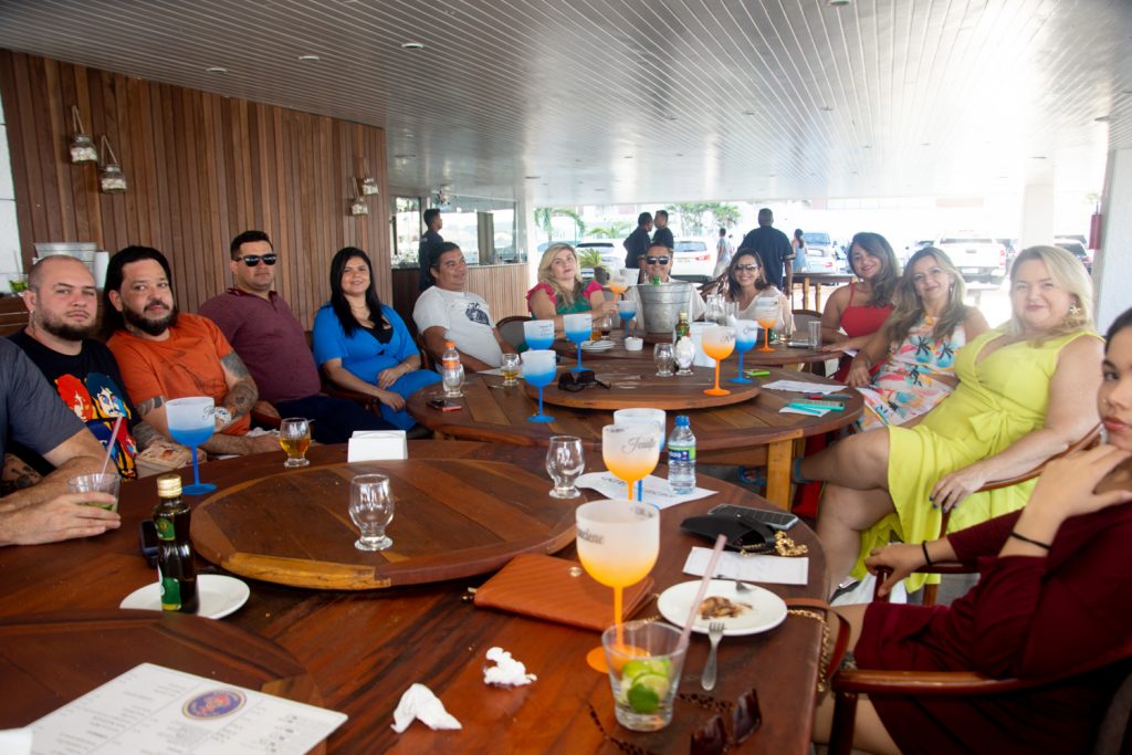 Confraternização Tácito Almeida Imovéis (1)