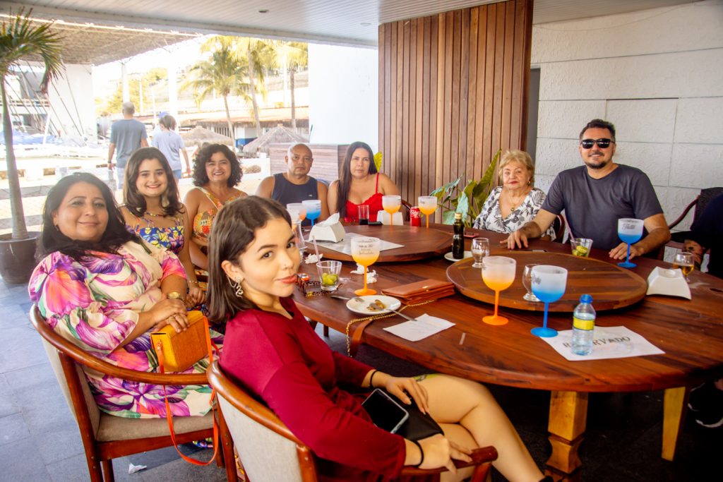 Confraternização Tácito Almeida Imovéis (2)