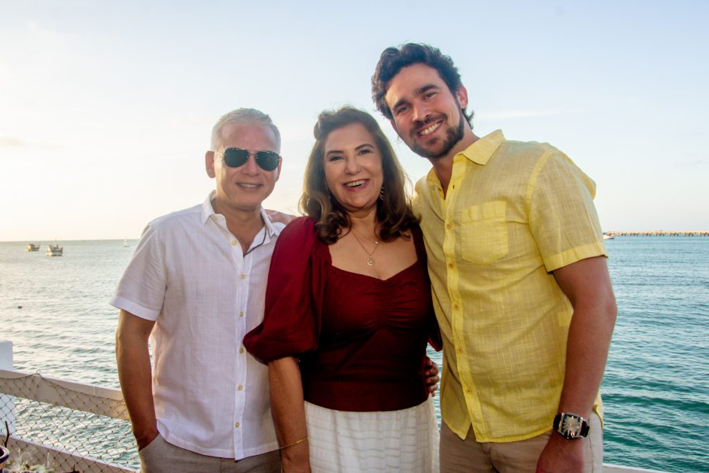 Cristiano Peixoto, Jória Araripe E Ciro Memória