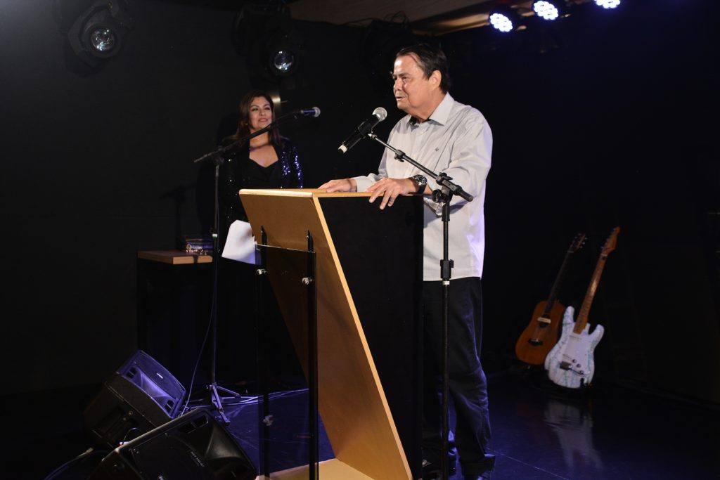 Dionisio Barsi E Philippe Godefroit (6)