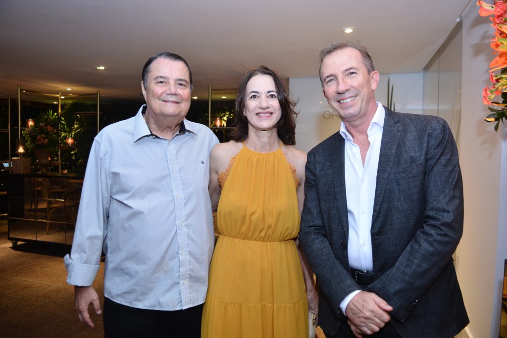 Dionísio E Iana Barsi, Philippe Godefroit