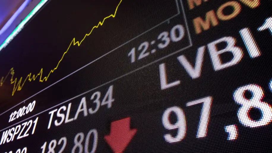 Ibovespa inicia dezembro em baixa com PIB abaixo do esperado