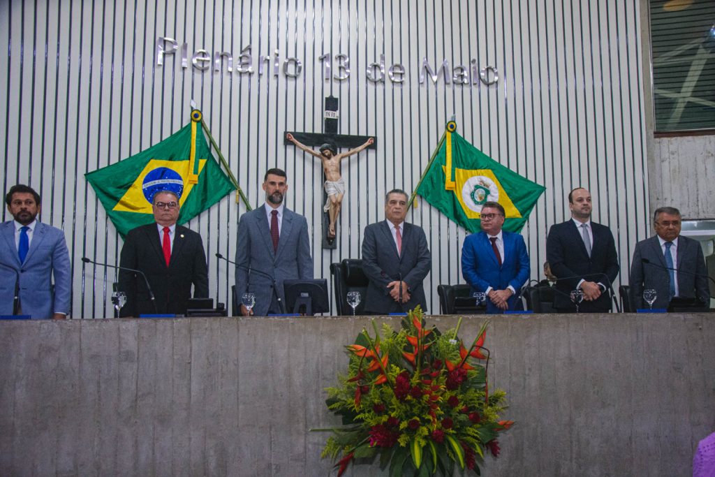 Entrega Do Titulo De Cidadao Cearense A Dimas Barreira (3)