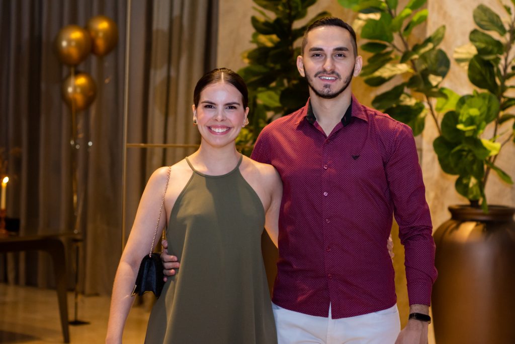 Erica Fernandes E Davi Alex