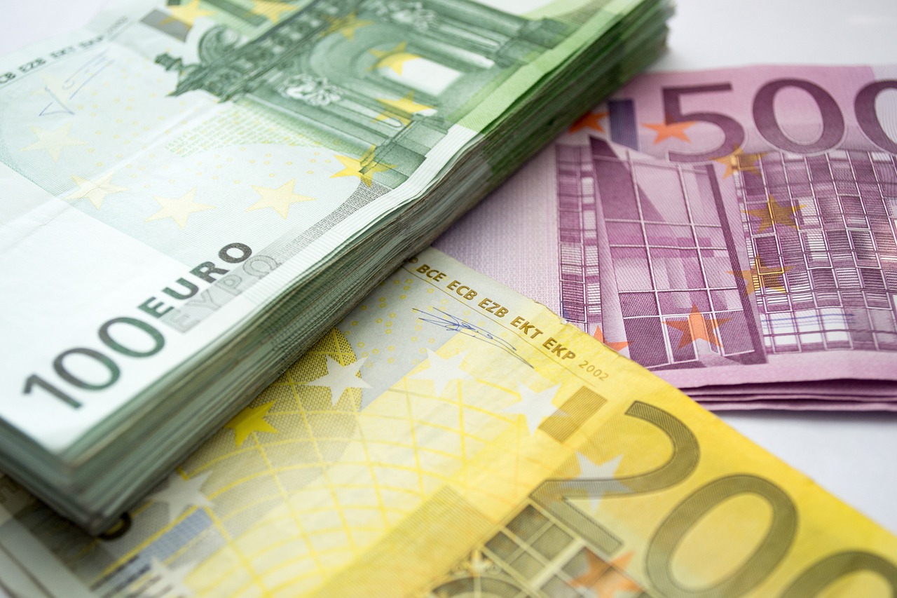 Banco Central Europeu aumenta em 0,5 suas taxas de juros