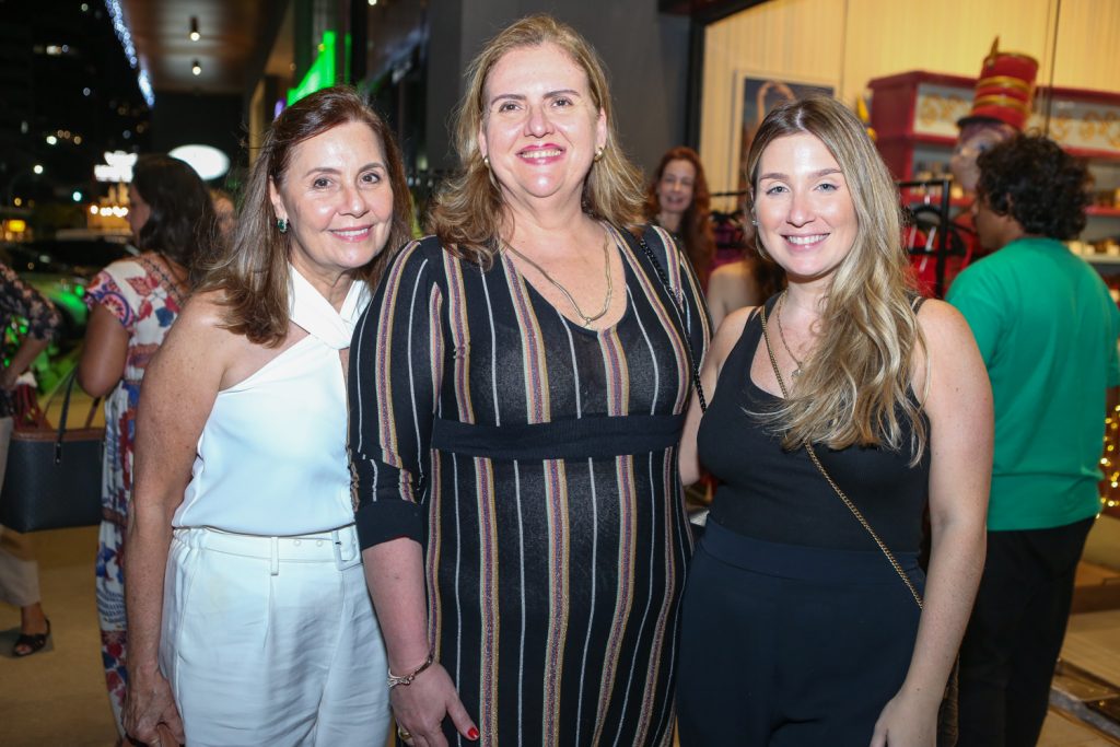 Fatima Maia, Anya Freire E Amanda Maia