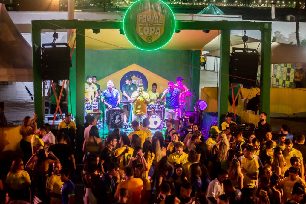 Fortal Na Copa No Iate Clube. Brasil X Camarões (11)