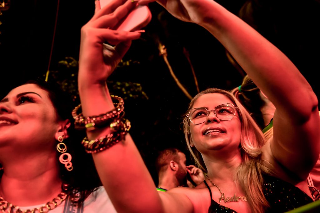 Fortal Na Copa No Iate Clube De Fortaleza. Brasil X Coréia Do Sul