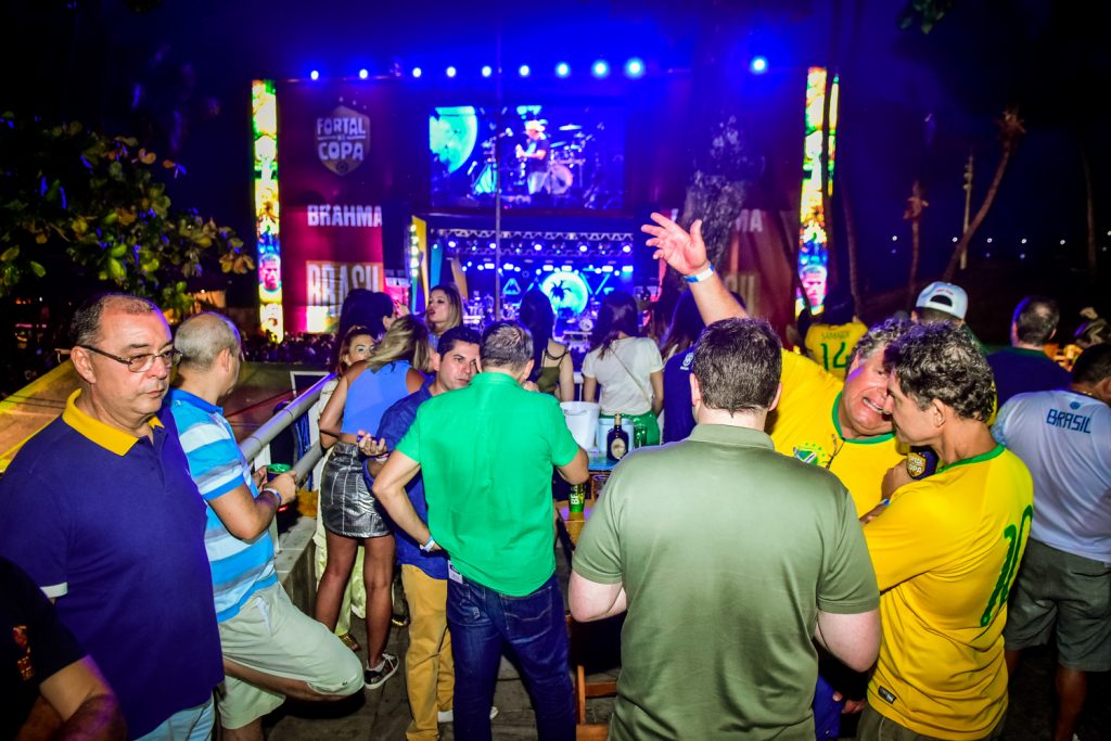 Fortal Na Copa No Iate Clube De Fortaleza. Brasil X Coréia Do Sul (12)