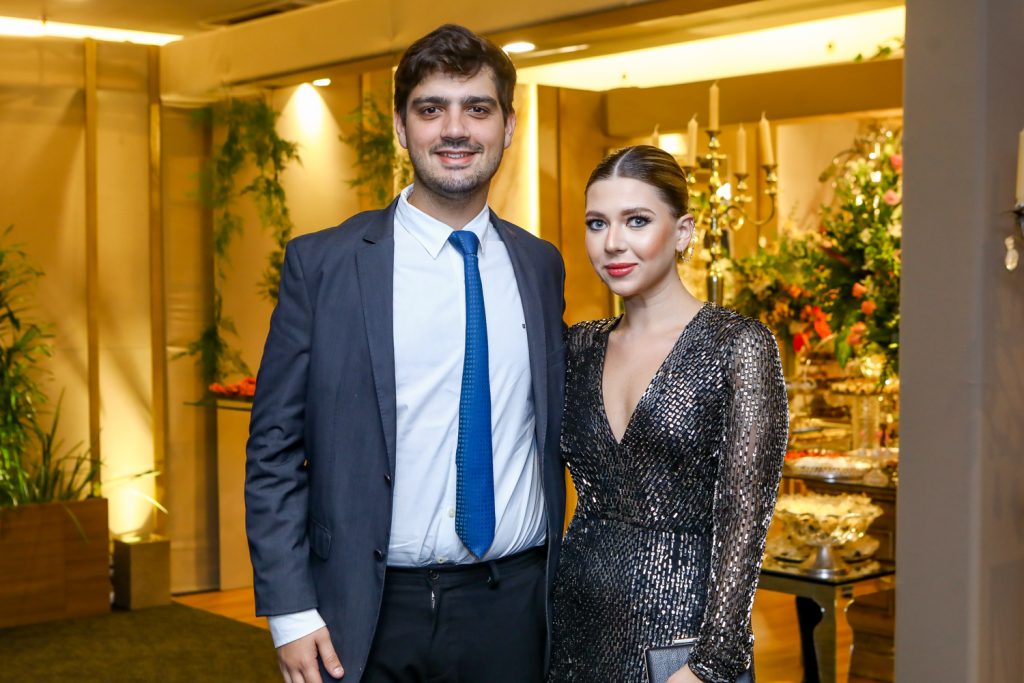 Germano Belchior Filho E Mirla Leal