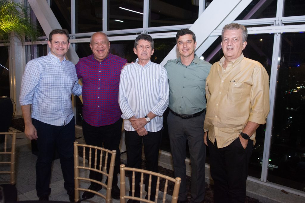 Germano Maia, Pedro Alfredo, Agostinho Alcântara, André Siqueira E Junior Osterno