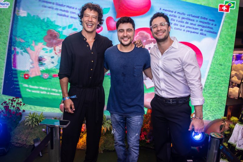 Lançamento - Maria Sooder realiza sessão de autógrafos de seu livro “A Pequena Maria e a Semente do Amor” no Shopping RioMar Fortaleza