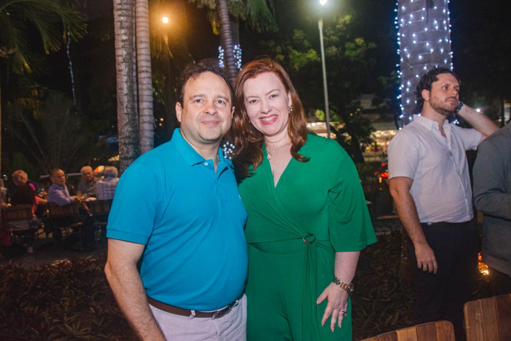 Igor Queiroz Barroso E Aline Felix Barroso