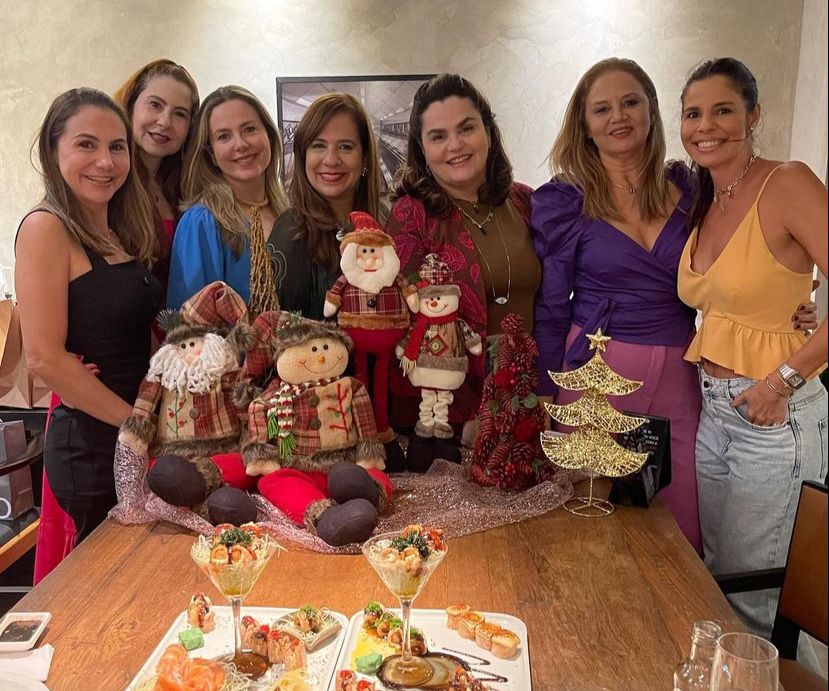 Restaurante Soho serve de cenário para animada confraternização de Natal