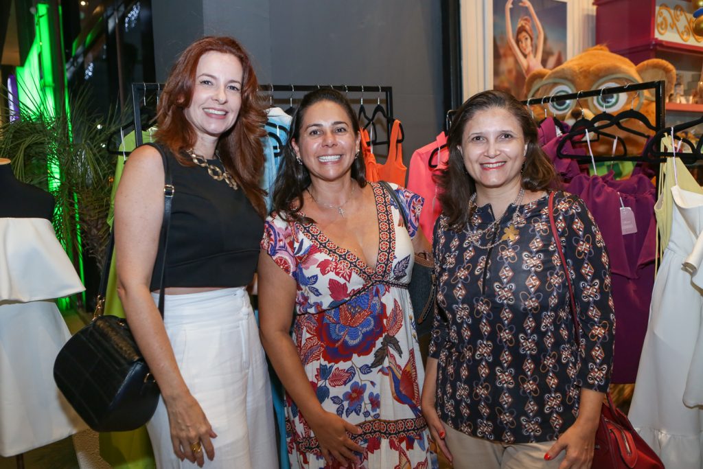 Jennifer Montinegro,isa Paiva E Diolina Felicio