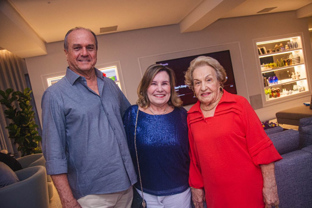 Joao Gurgel, Anisia Gurgel E Cibele Pontes