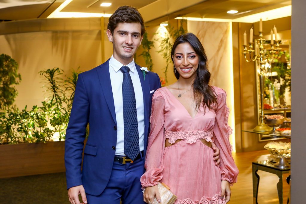 Joao Pedro Belchior E Isabella Moraes