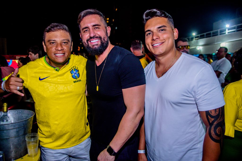 João Peixoto, Rafael Araruna E Renato Pierrot